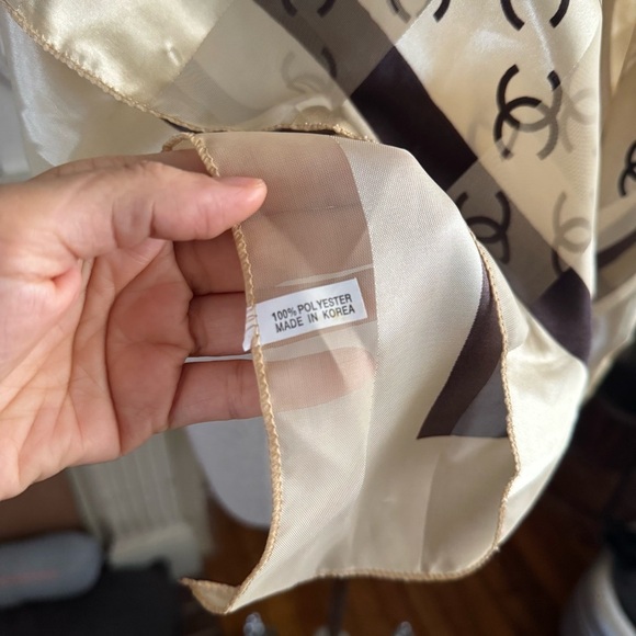 Long Polyester Scarf - Picture 5 of 10